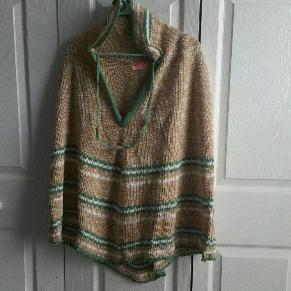 Vintage B&B Sweater Mills Sweater Poncho